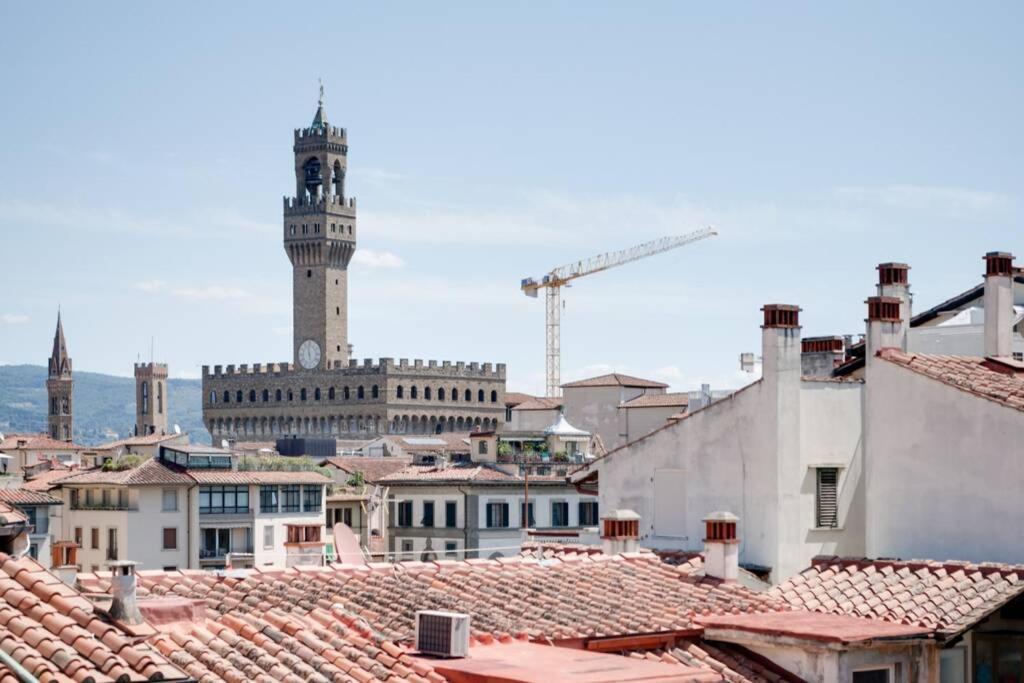 Ponte Vecchio-Newly Restyled Flat Apartment ฟลอเรนซ์ ภายนอก รูปภาพ